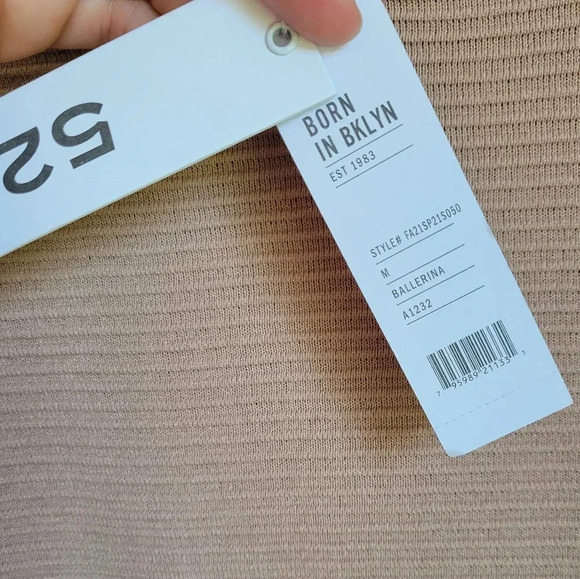 Revolve, 525 America New Latte Ribbed Mock Neck Stretch Knit Top Size Medium - Picture 9 of 10